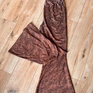 Free People Pants Size LARGE Flare Brown Bell Bottom Stretch BOHO MSRP $70